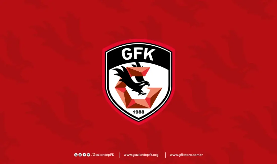 Trendyol Süper Lig ekiplerinden Gaziantep FK, teknik direktör İsmet Taşdemir
