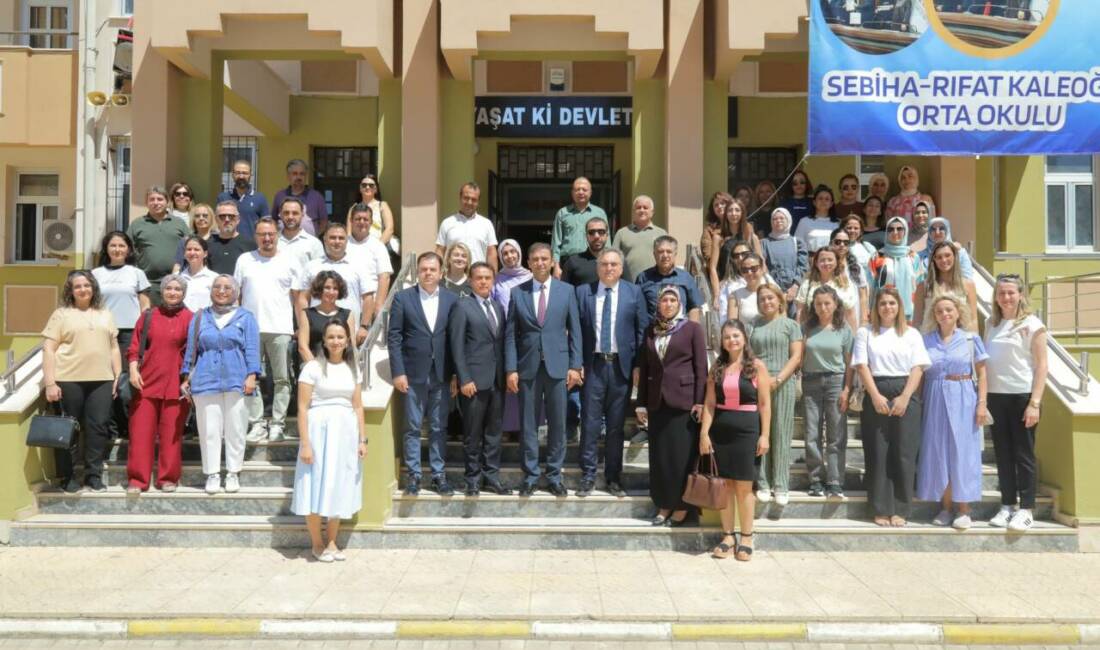Gaziantep’te Liselere Geçiş Sistemi (LGS) sınavında elde edilen başarılarda emeği