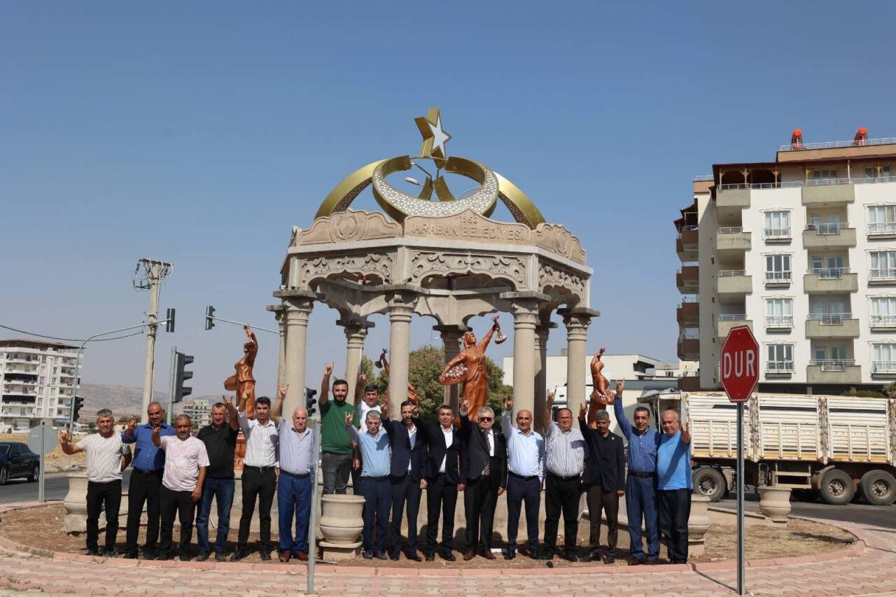 Şehitkamil İlçe Başkanı Fevzi Değirmenci, Araban Belediyesi’ni ziyaret ederek Başkan