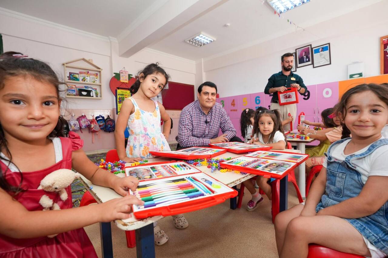 Şehitkamil Belediye Başkanı Umut Yılmaz, 2025-2026 Eğitim-Öğretim yılı dolayısıyla yayımladığı